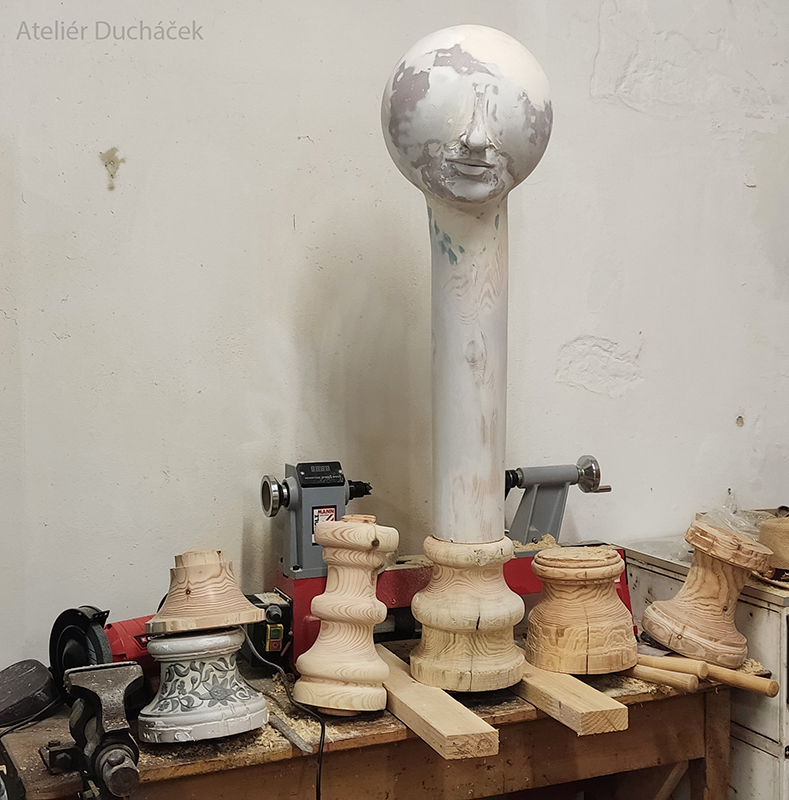 cesta ke správnému podstavci